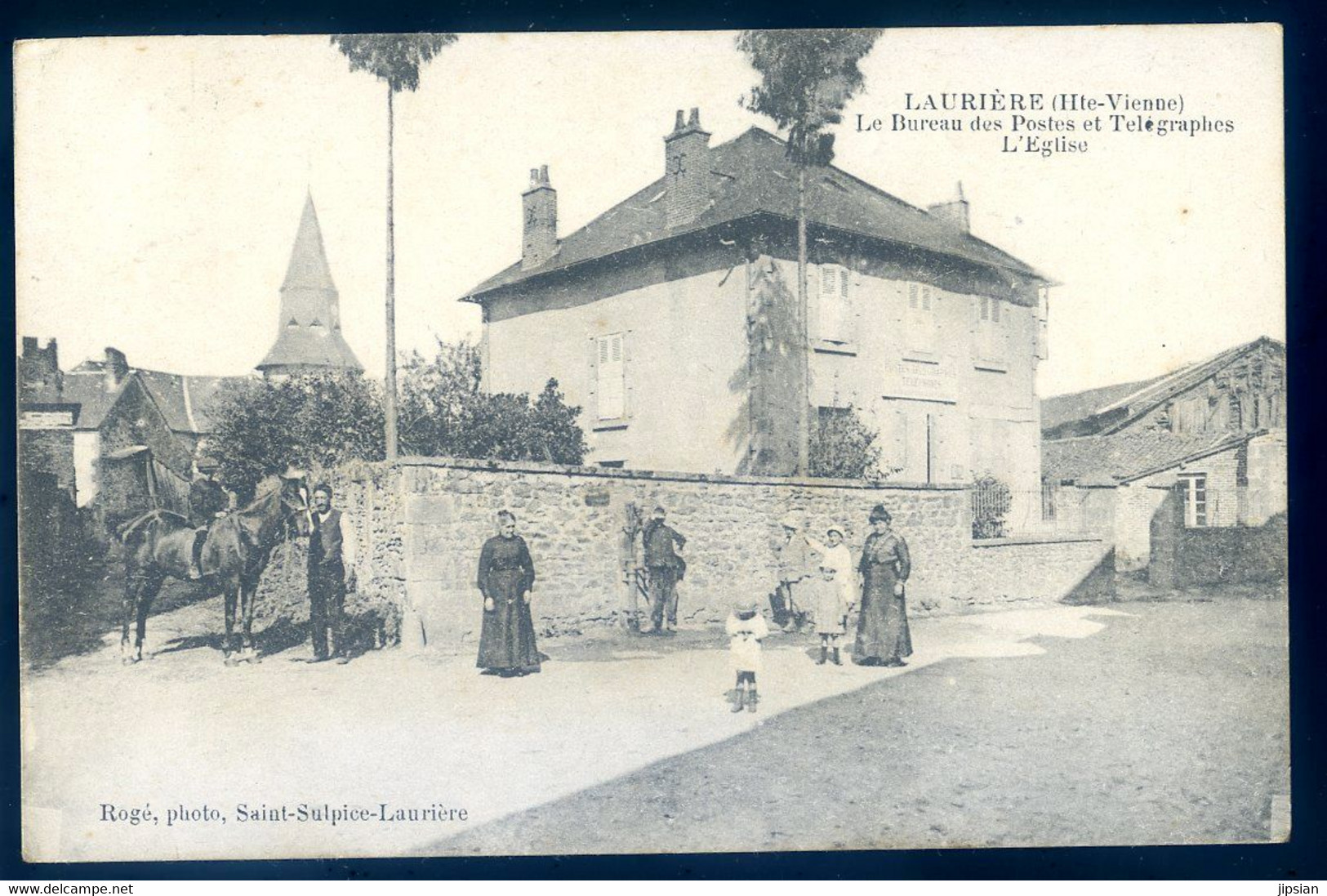 Cpa Du 87 Laurière -- Le Bureau Des Postes Et Télégraphes -- L' église    LANR23 - Lauriere