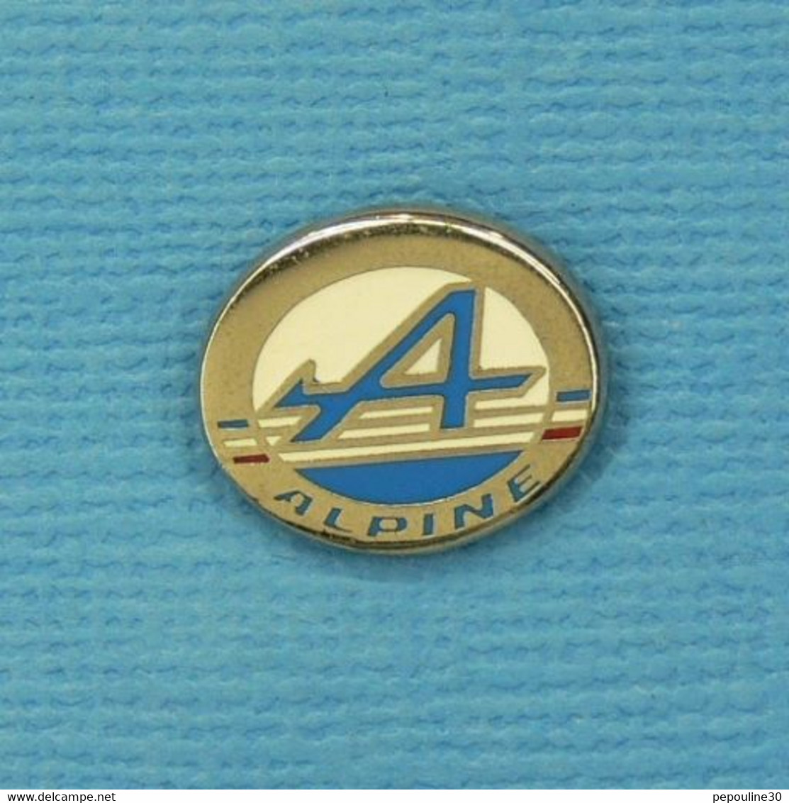 1 PIN'S //  ** LOGO / ALPINE / 4ème CHAMPIONNAT DU MONDE DES CONSTRUCTEURS F1 2022 ** . (Courtois Paris) - F1