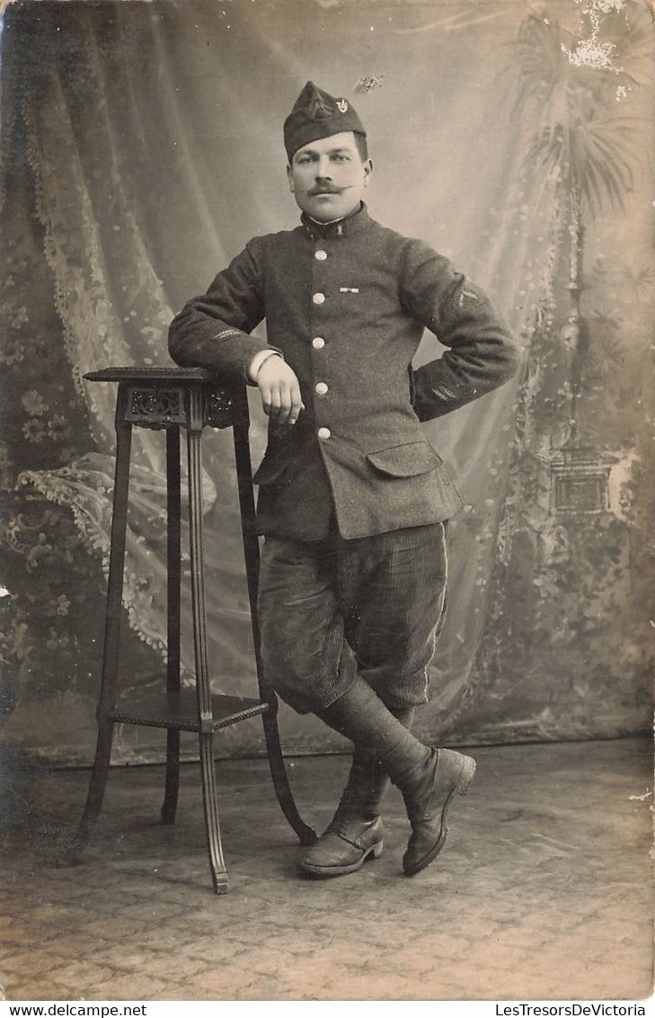 CPA - Militaria - Carte Photo  - Identification Paul Dubar - F. Vertriest - 1917 - Personaggi