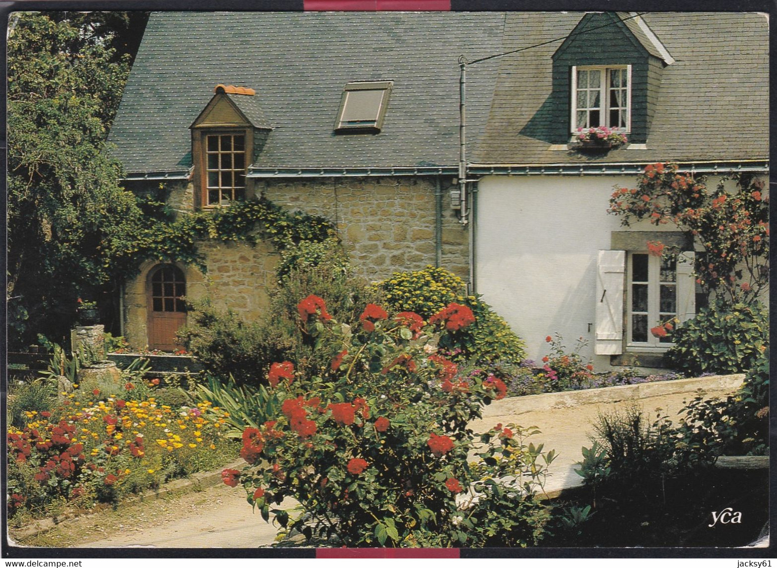 56 - L'île D'arz - Maisons Fleuries Au Bourg De Pen Roz - Ile D'Arz