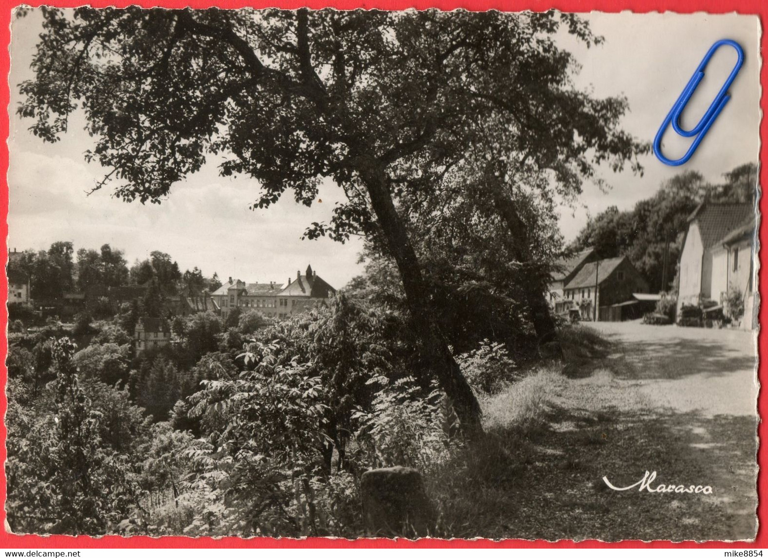 F2059  CPSM  LA PETITE PIERRE (Bas-Rhin) Vue Sur Le Château  ++++ - La Petite Pierre