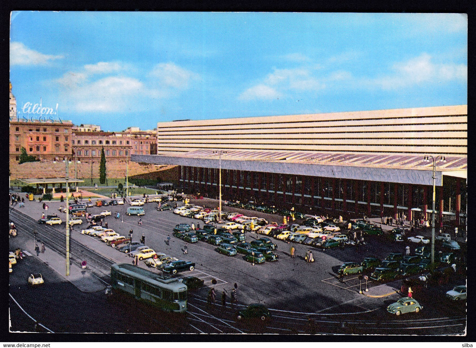Italy Rome Roma 1971 / Stazione Termini, Termini Station (Railway), Bahnhof Station, Tramway, Cars,  VW Beetle - Stazione Termini