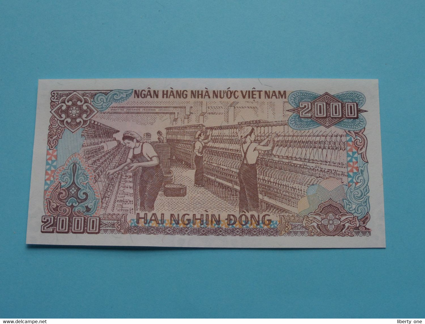 2000 HAI NGHIN DONG - 1988 () Vietnam ( Voir / See > Scans ) UNC ! - Vietnam