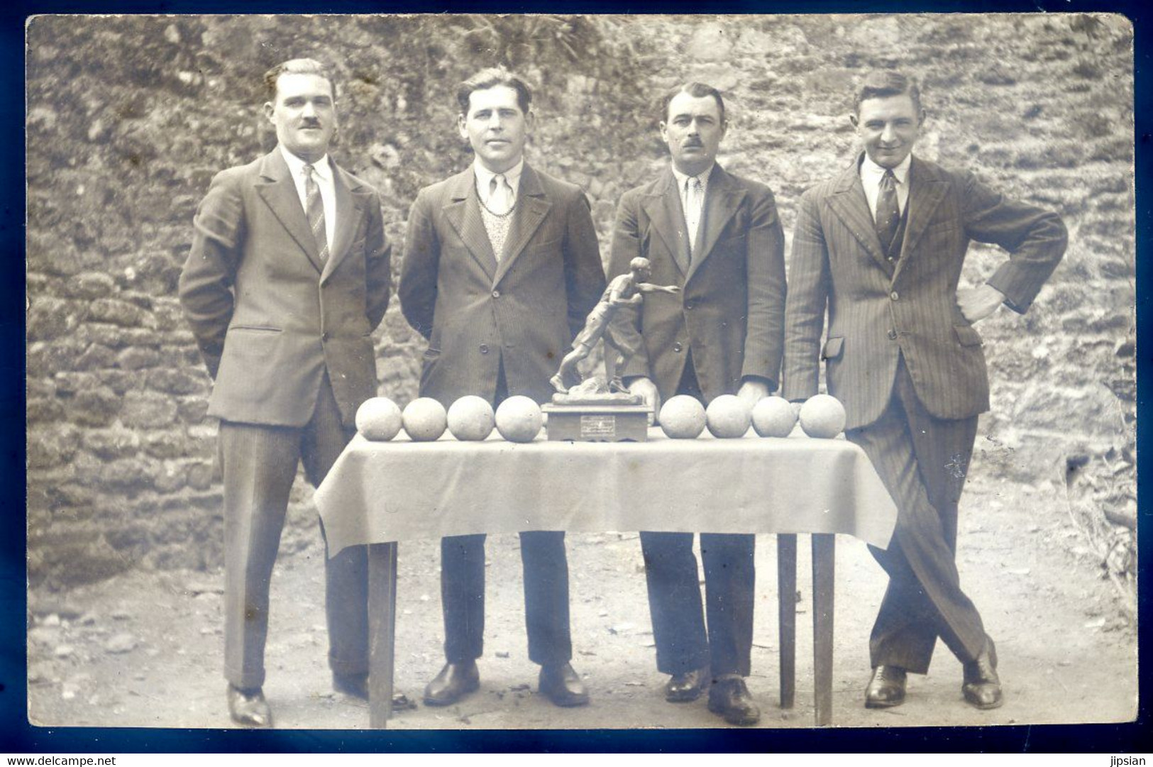 Cpa Carte Photo Joueur De Boules Avec Leur Trophée   LANR20 - Juegos