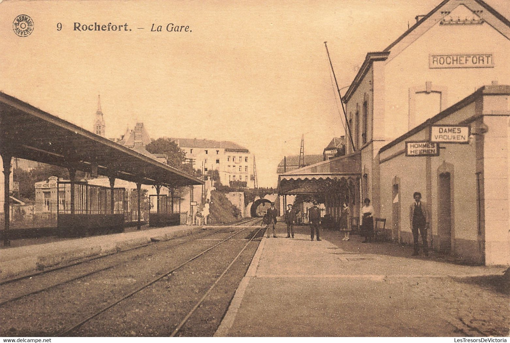 CPA - Rochefort - La Gare - Edit. G. Heramns - Animé - Tunnel - Clocher - Rochefort