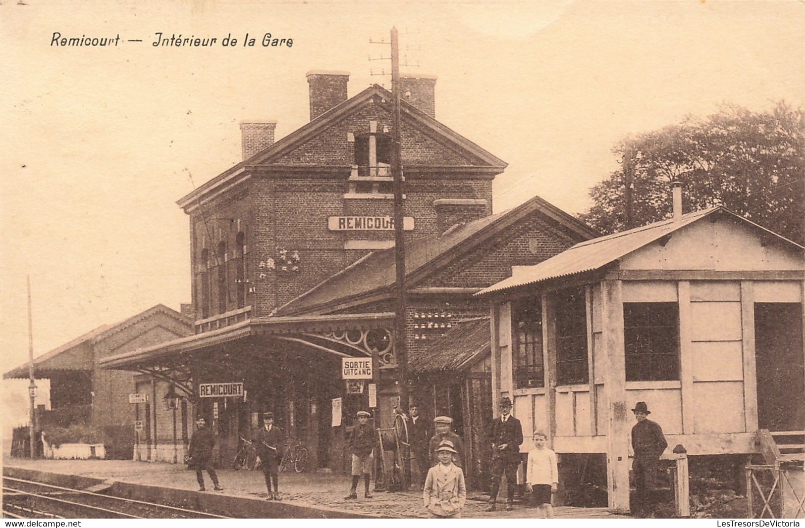 CPA - Remicourt - Intérieur De La Gare - Edit. Cl. Renson - Oblitéré Remicourt 1935 - Animé - Remicourt