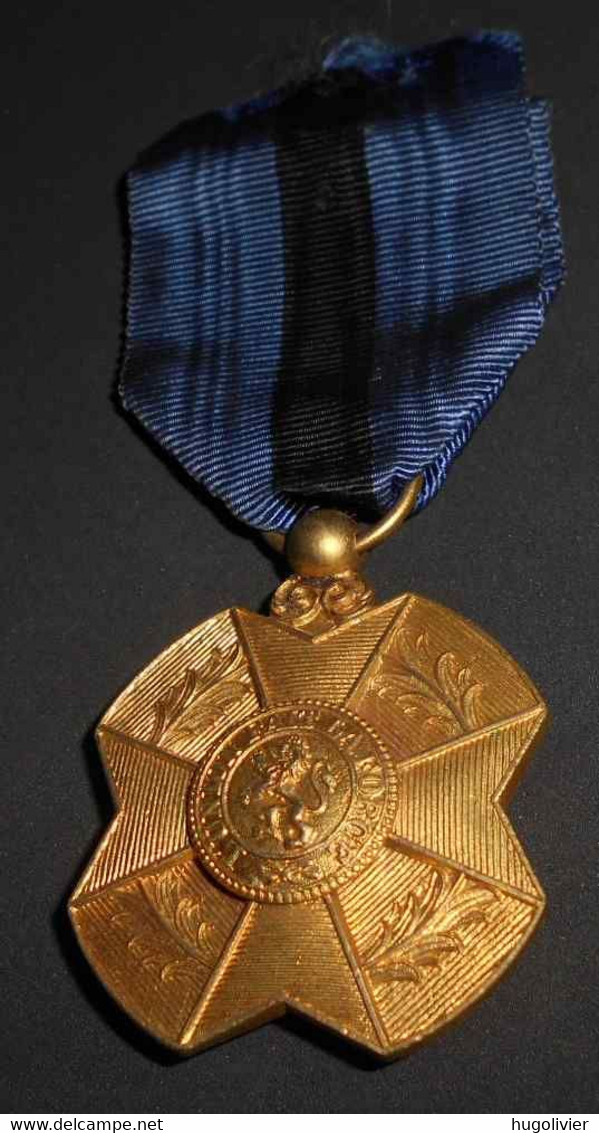 Médaille Or Chevalier Ordre De Leopold II Unilingue (1908 à 1951) Pour Service Au Congo Belge Ou Au Roi - Belgique