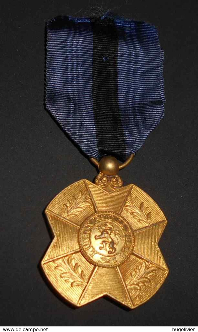 Médaille Or Chevalier Ordre De Leopold II Unilingue (1908 à 1951) Pour Service Au Congo Belge Ou Au Roi - Belgique