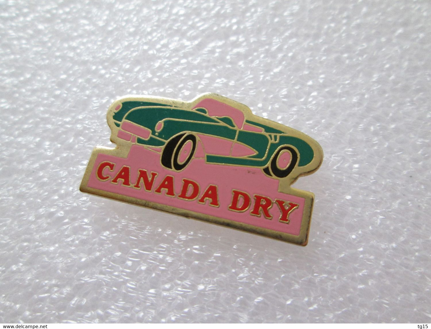 PIN'S  CORVETTE C 1  CANADA DRY  Rose Sans Epoxy - Corvette