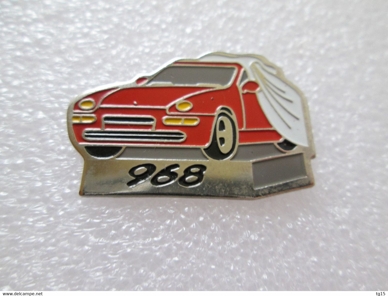PIN'S    PORSCHE  968 - Porsche