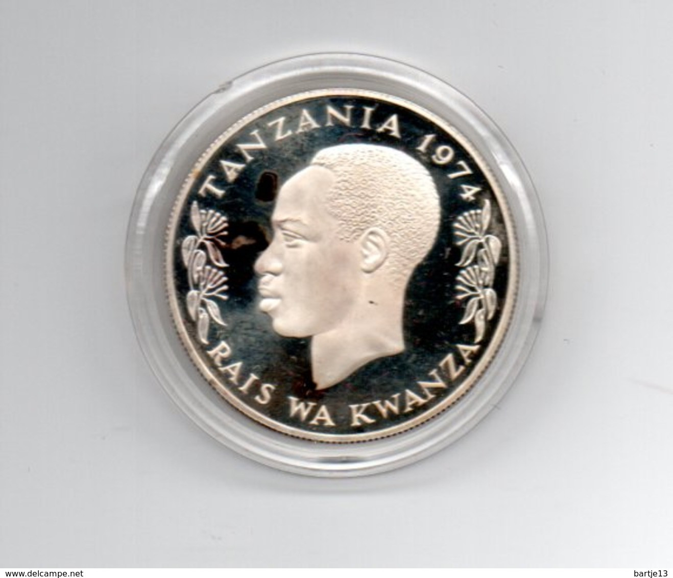 TANZANIA 25 SHILINGI 1974 ZILVER PROOF GIRAFFES SOME SPOTS - Tanzanía