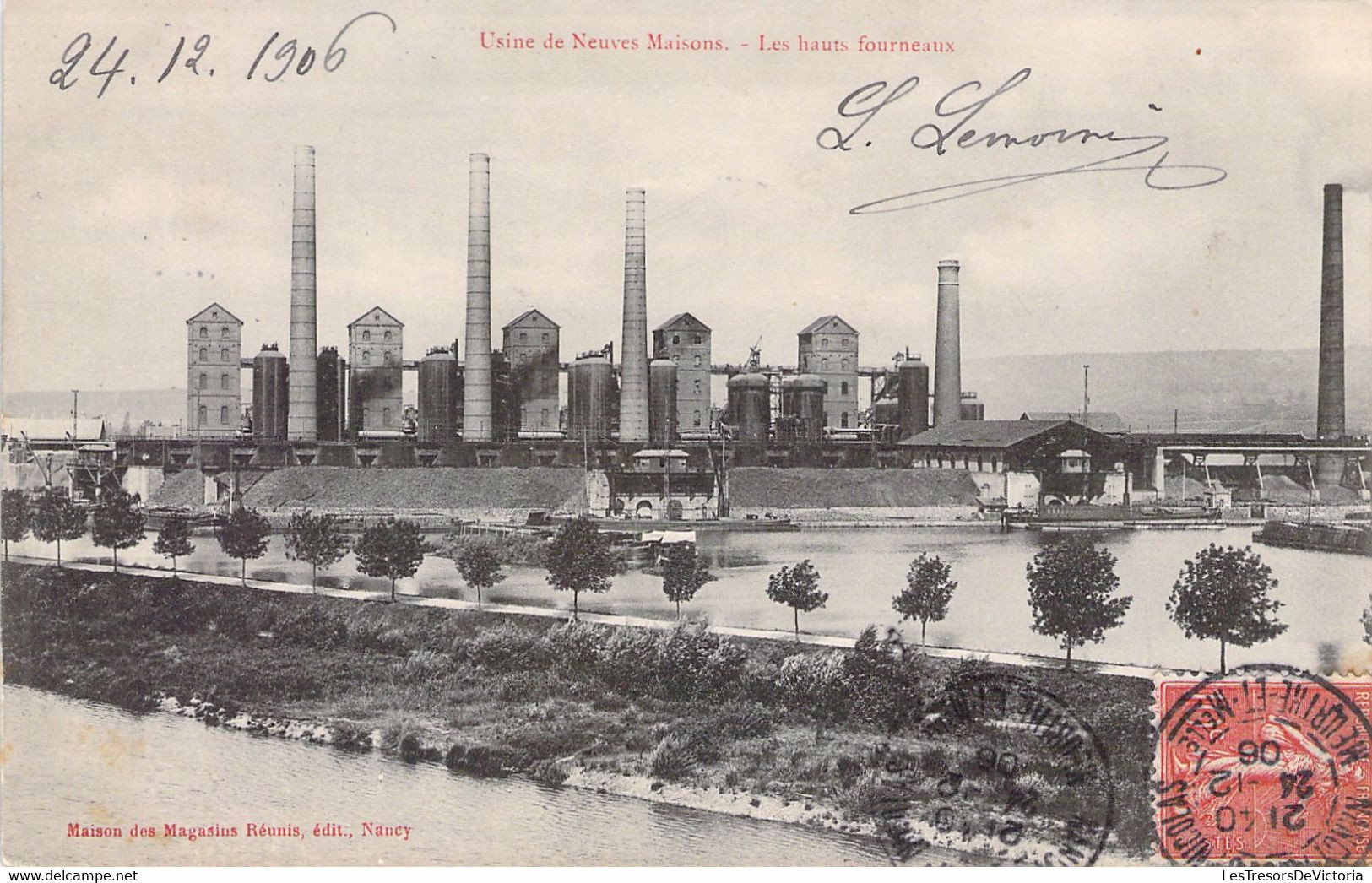 CPA - FRANCE - 54 - NEUVES MAISONS - Usine Et Les Hauts Fourneaux - Neuves Maisons