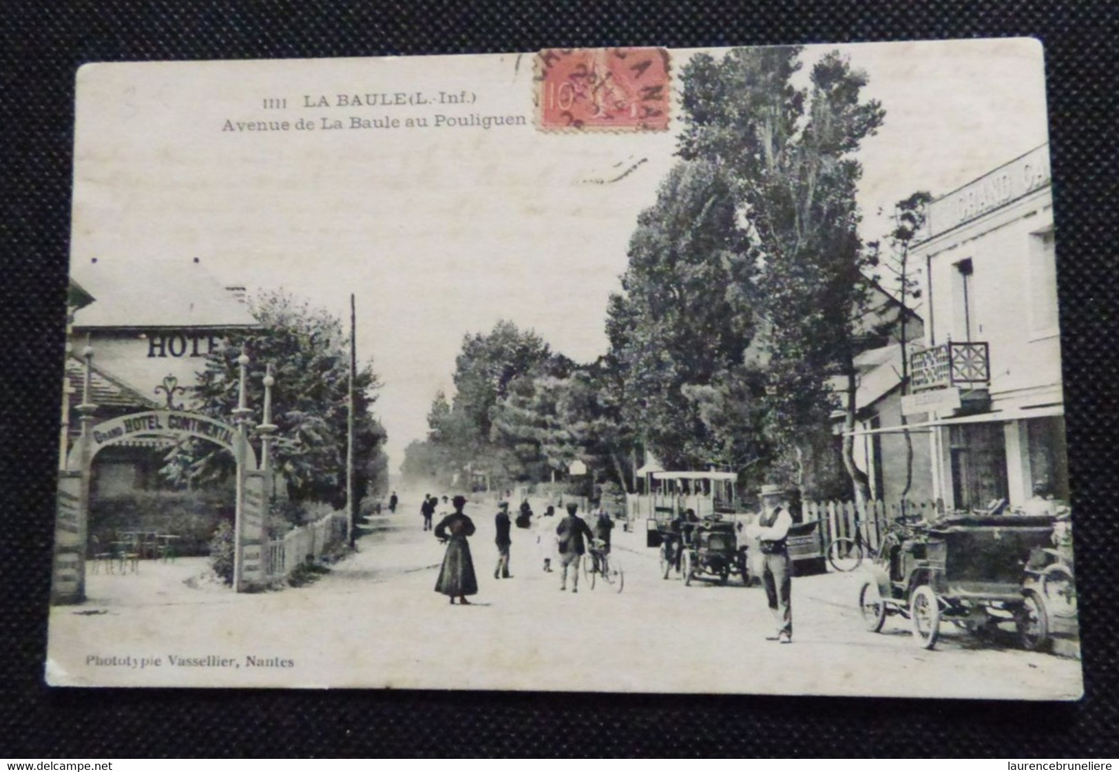 44 -  LA BAULE (LOIRE-INFERIEURE)  -  AVENUE DE LA BAULE AU POULIGUEN - La Baule-Escoublac