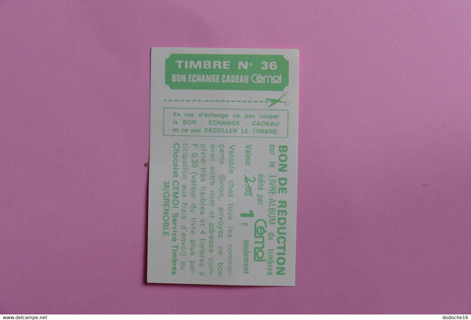 LOT de 12 TIMBRES - DIVERS PAYS COLLES SUR BON - TIMBRE DU CHOCOLAT CEMOI