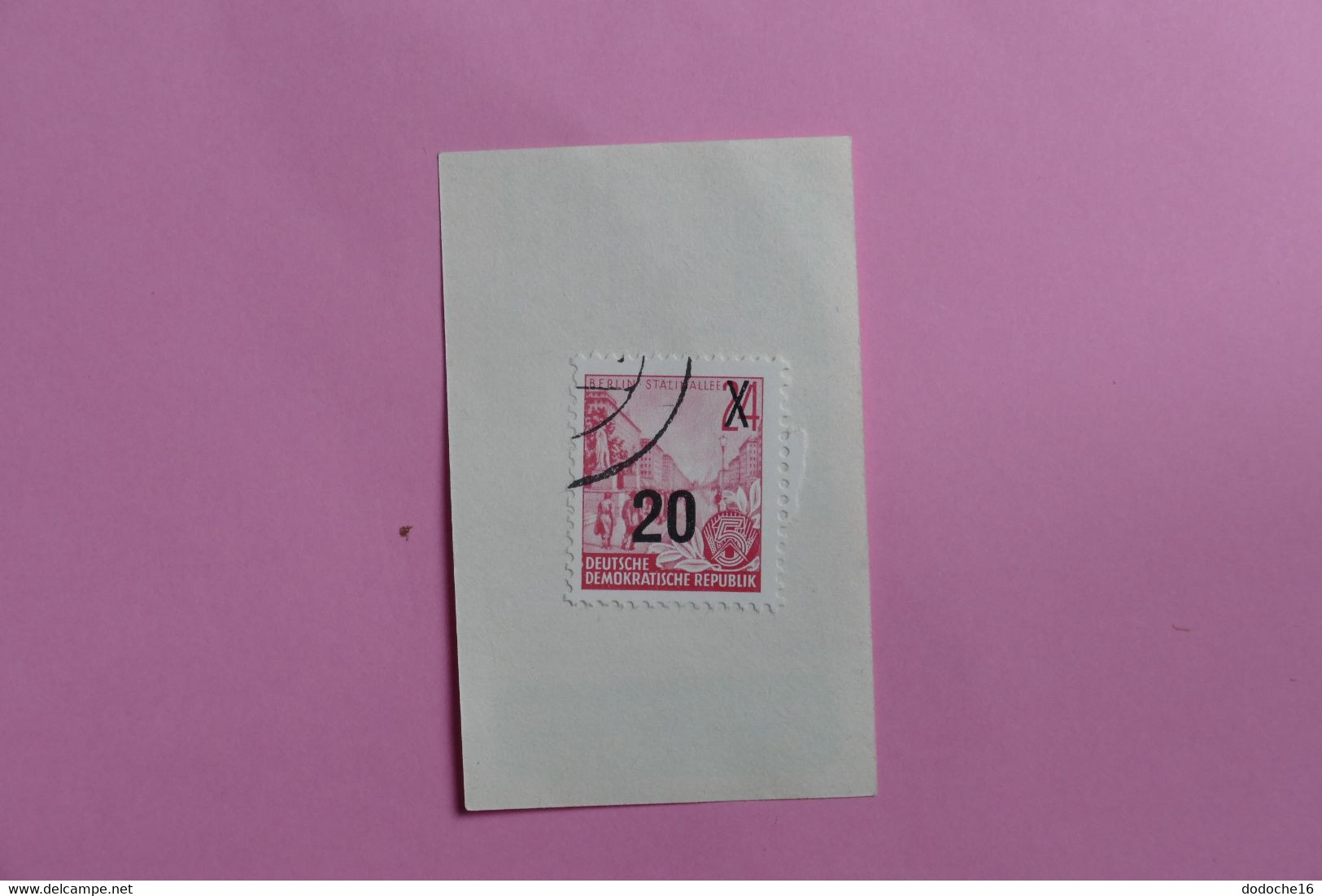 LOT de 12 TIMBRES - DIVERS PAYS COLLES SUR BON - TIMBRE DU CHOCOLAT CEMOI