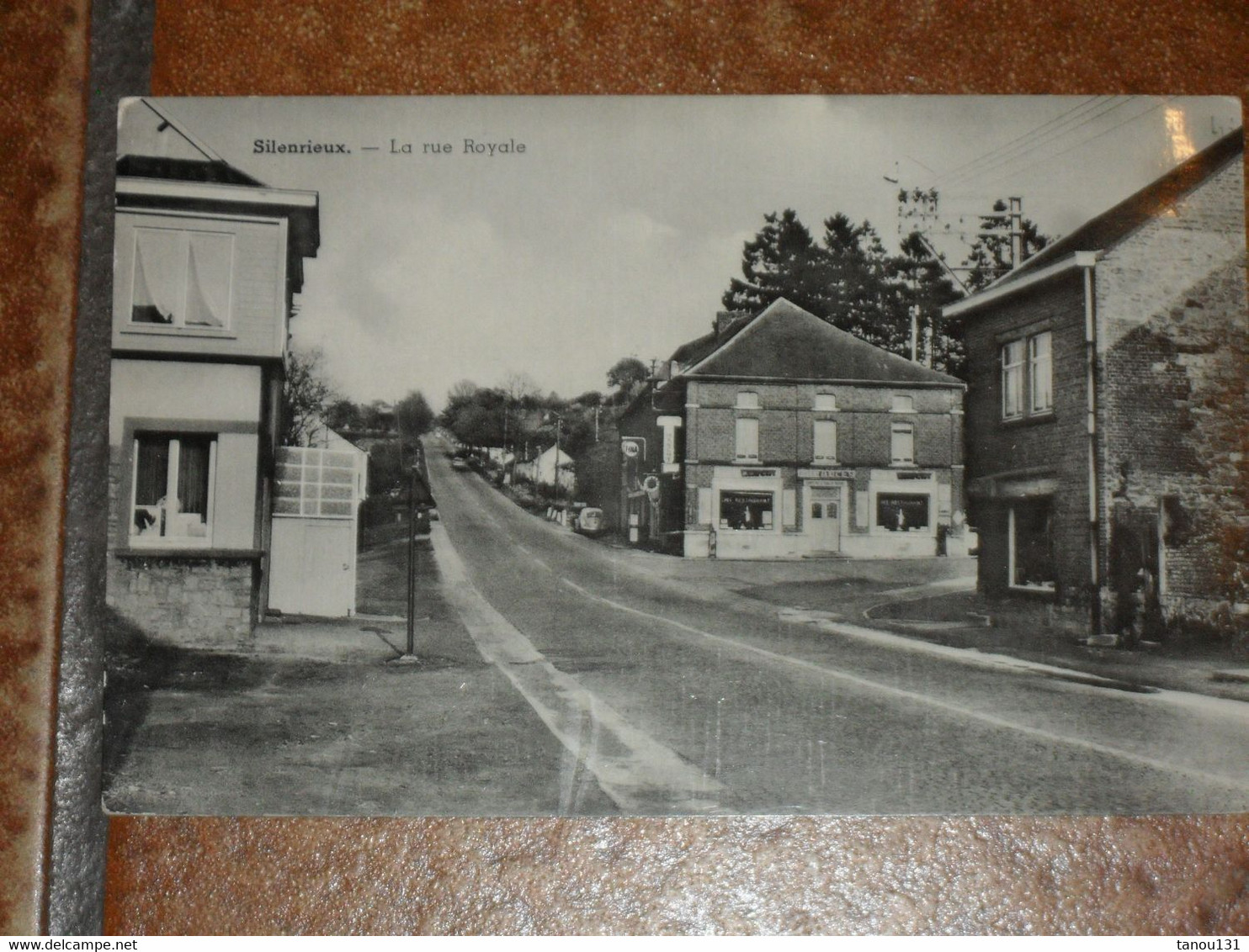 SILENRIEUX. LA RUE ROYALE. - Cerfontaine