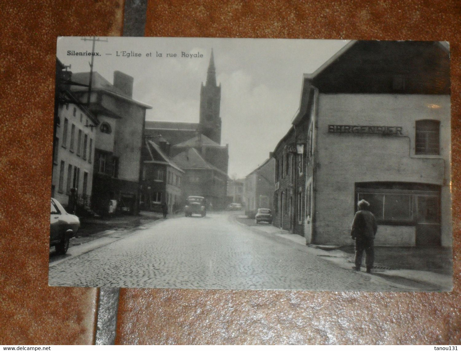 SILENRIEUX. L' EGLISE ET LA RUE ROYALE. - Cerfontaine