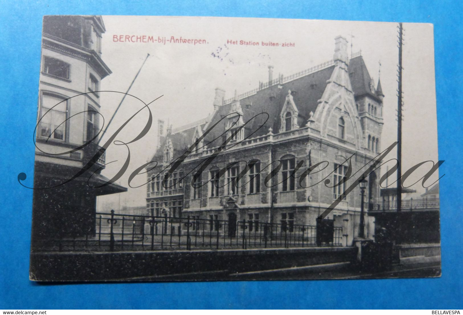 Berchem Station. Gare Statie - Stazioni Senza Treni