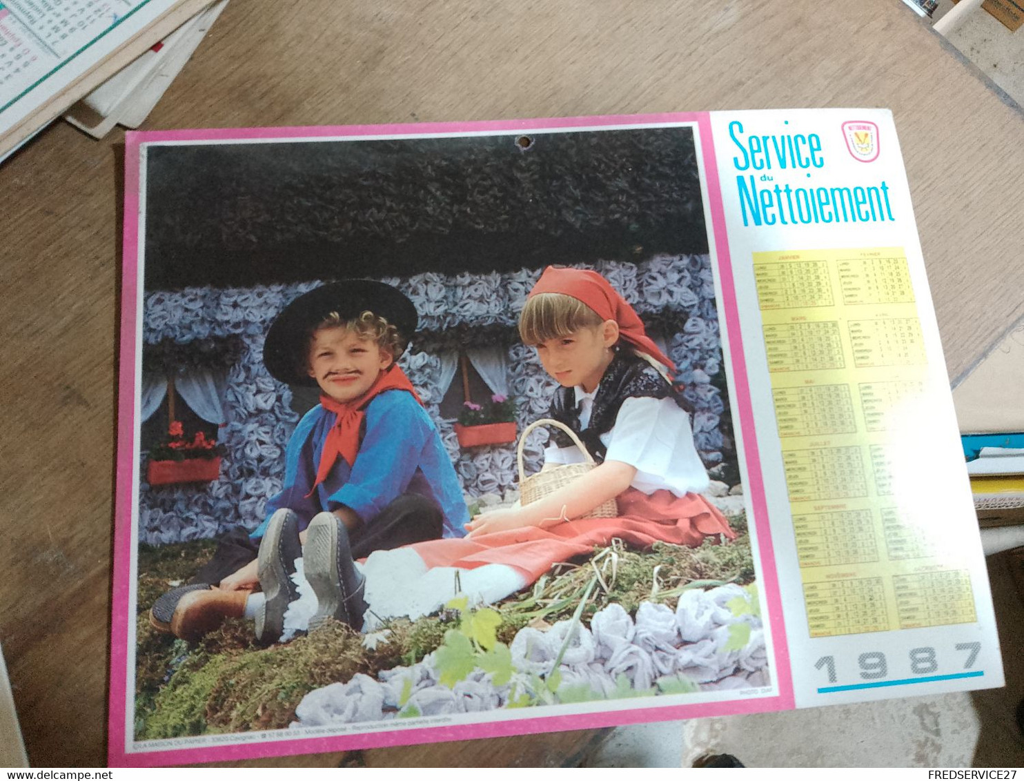 62 /  CALENDRIER 1987  SERVICE DU NETTOIEMENT - Grand Format : 1981-90