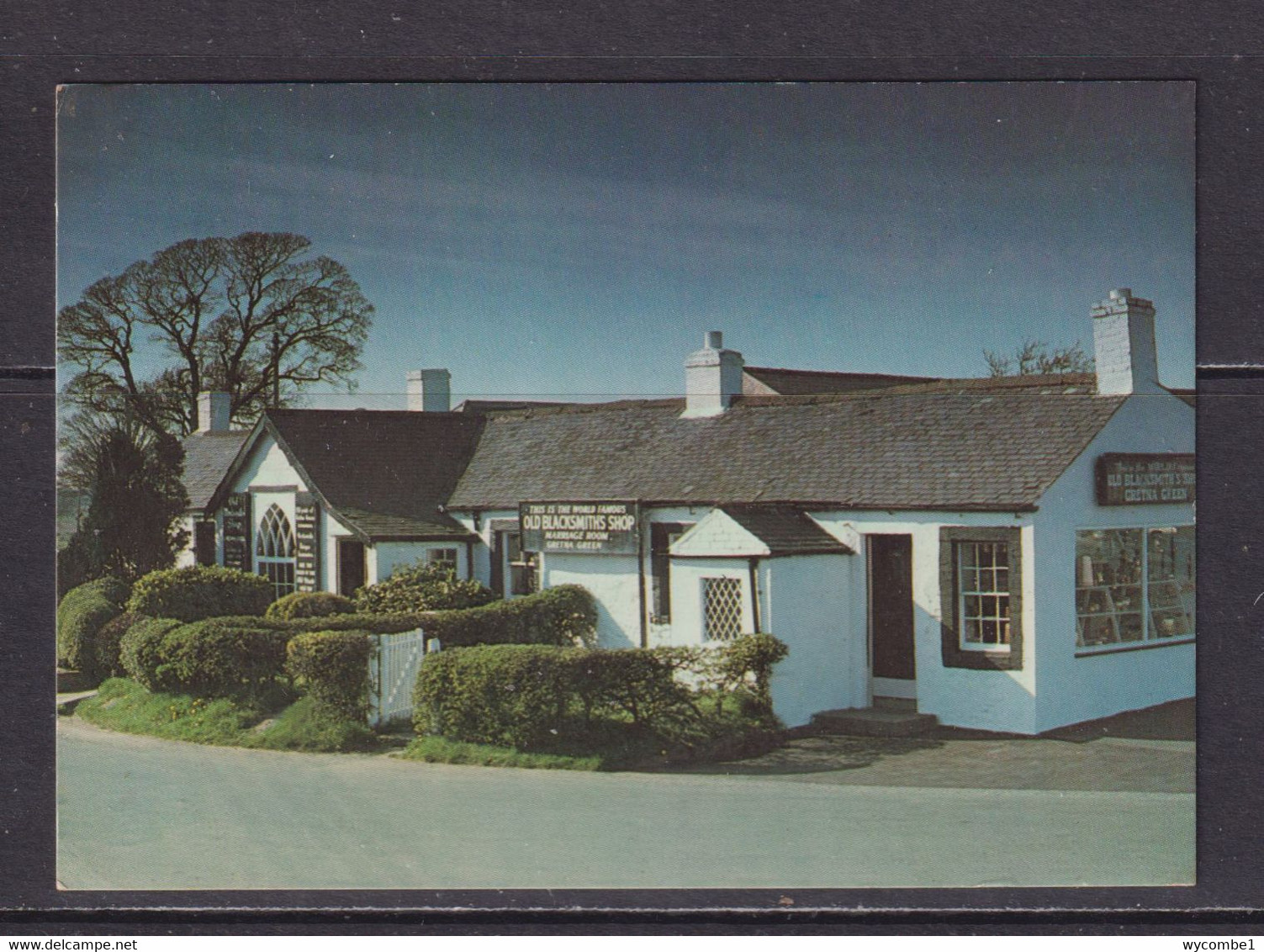 SCOTLAND - Gretna Green Old Blacksmiths Shop Used Postcard As Scans - Dumfriesshire