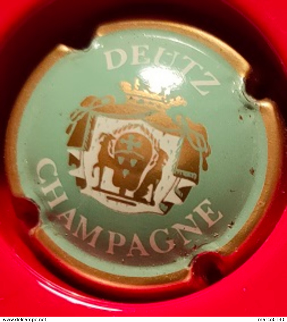 CAPSULE DE CHAMPAGNE DEUTZ N° 25 - Deutz