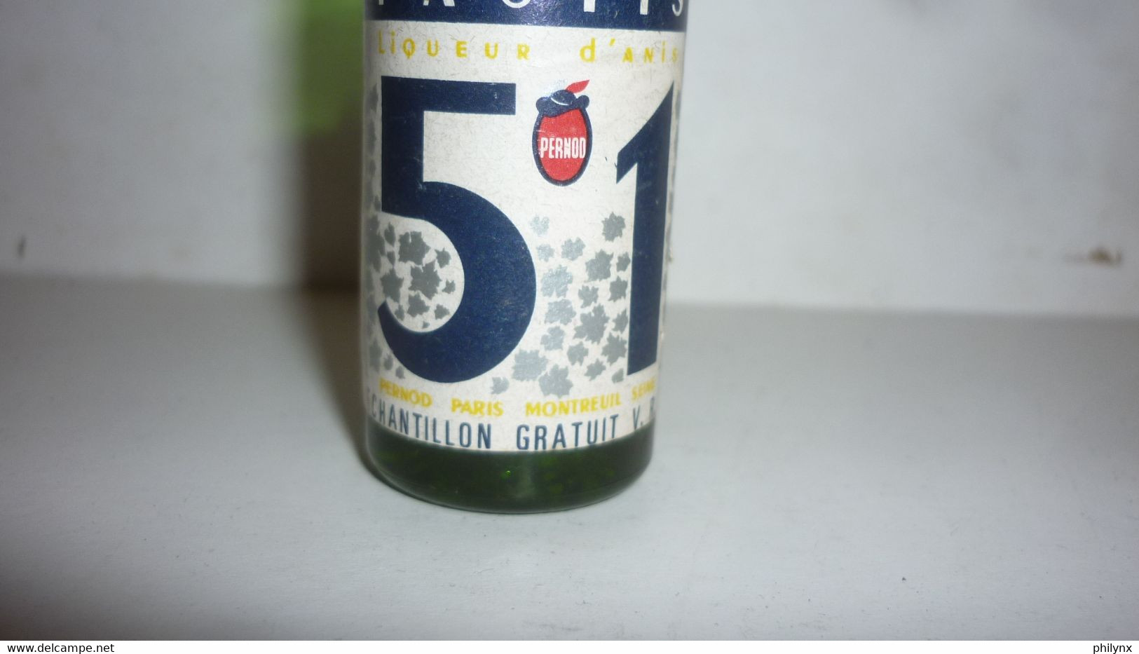 1 MIGNONNETTE ANCIENNE PASTIS " PASTIS 51 " - Miniaturflaschen