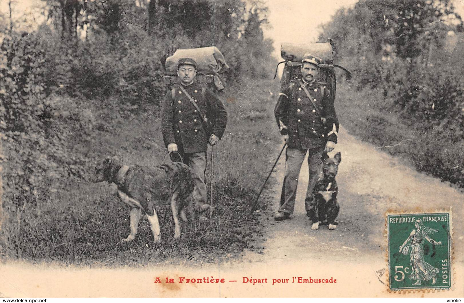 23-1393 : A LA FRONTIERE. DOUANE. DOUANIER. CHIEN. - Douane