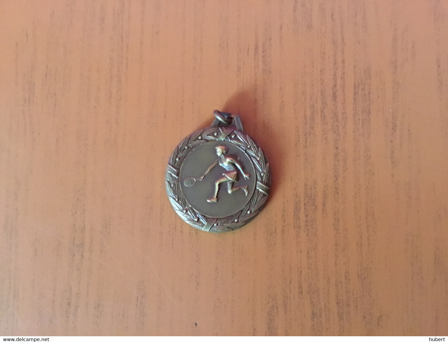 Médaille Interclubs Tennis Dames Wellington 1973 - Professionnels / De Société