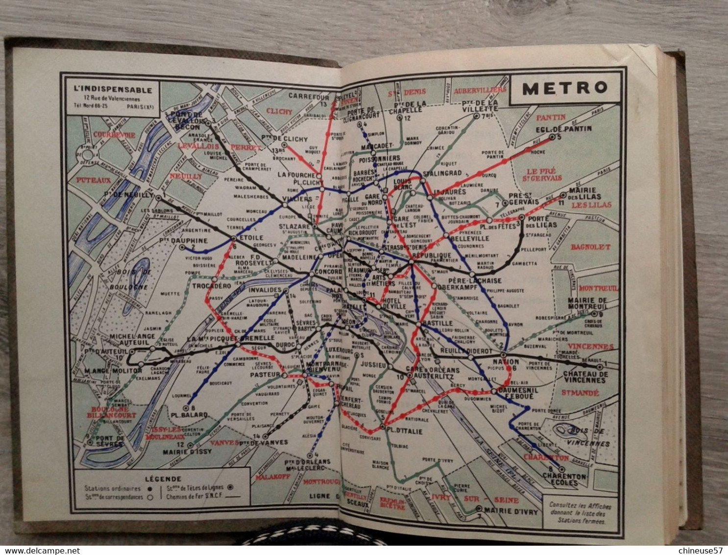 L'indispensable PARIS Par Arrondissement Métro Autobus Banlieue Mod R14 - Maps/Atlas