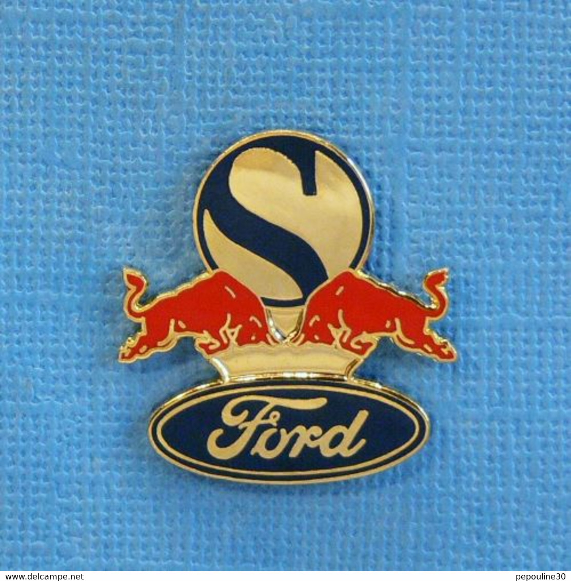 1 PIN'S //  ** SAUBER RED BULL FORD / TEAM F1 ** . (Red Bull-Sauber Geiterkinden) - Ford