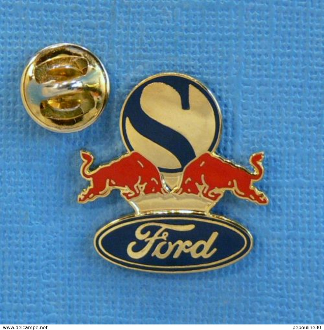 1 PIN'S //  ** SAUBER RED BULL FORD / TEAM F1 ** . (Red Bull-Sauber Geiterkinden) - Ford