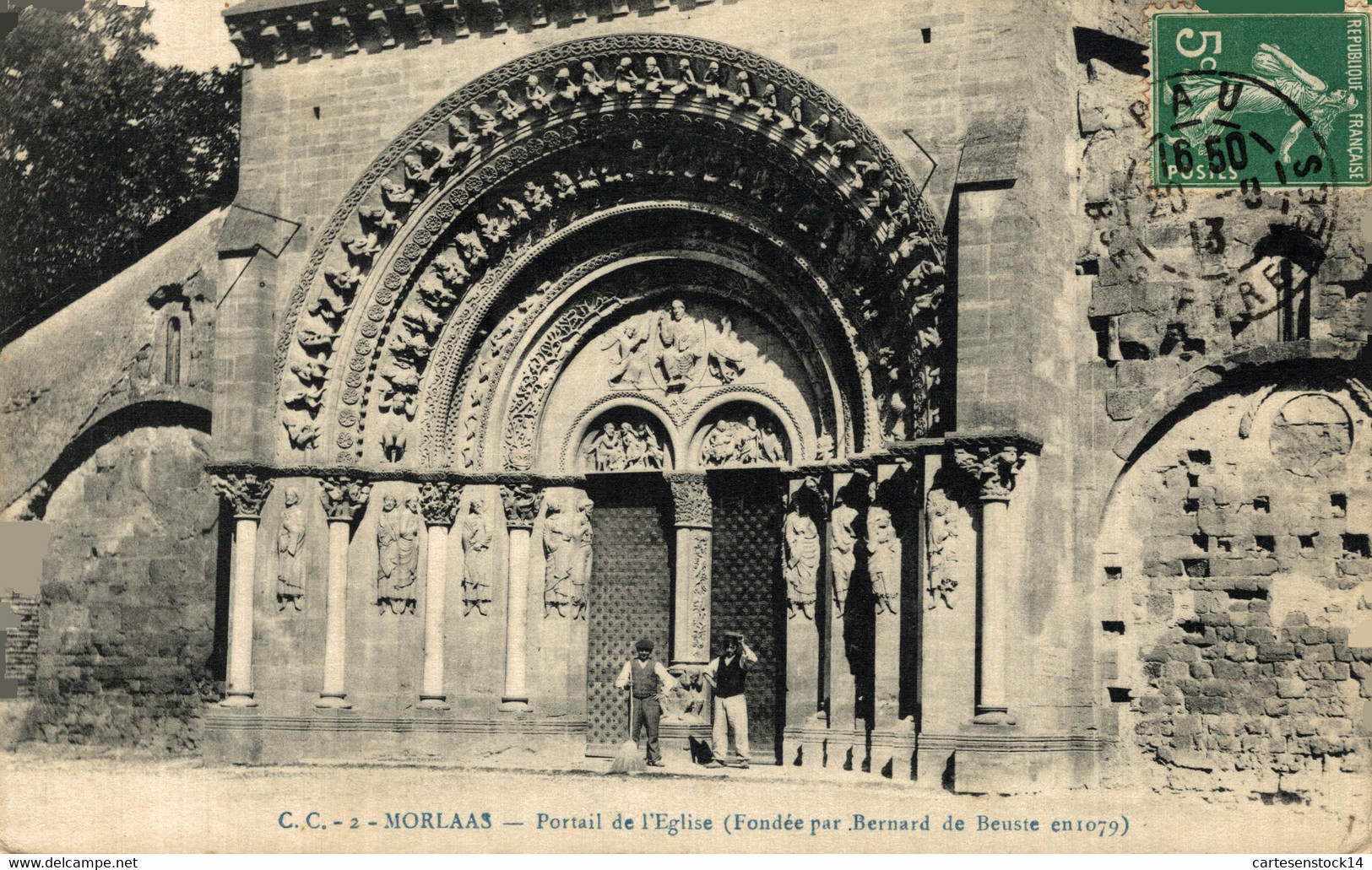 N°36211 Z -cpa Morlaas -portail De L'église- - Morlaas