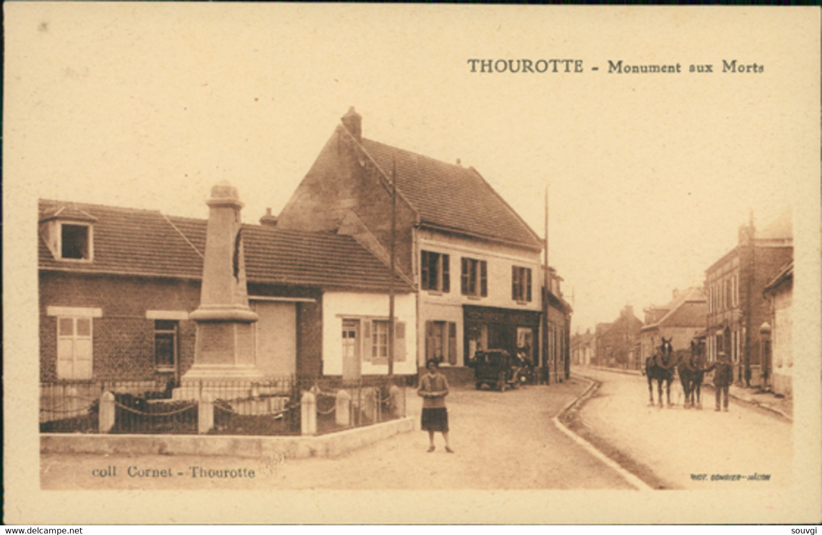 60 THOUROTTE / Monument Aux Morts / CARTE ANIMEE - Thourotte