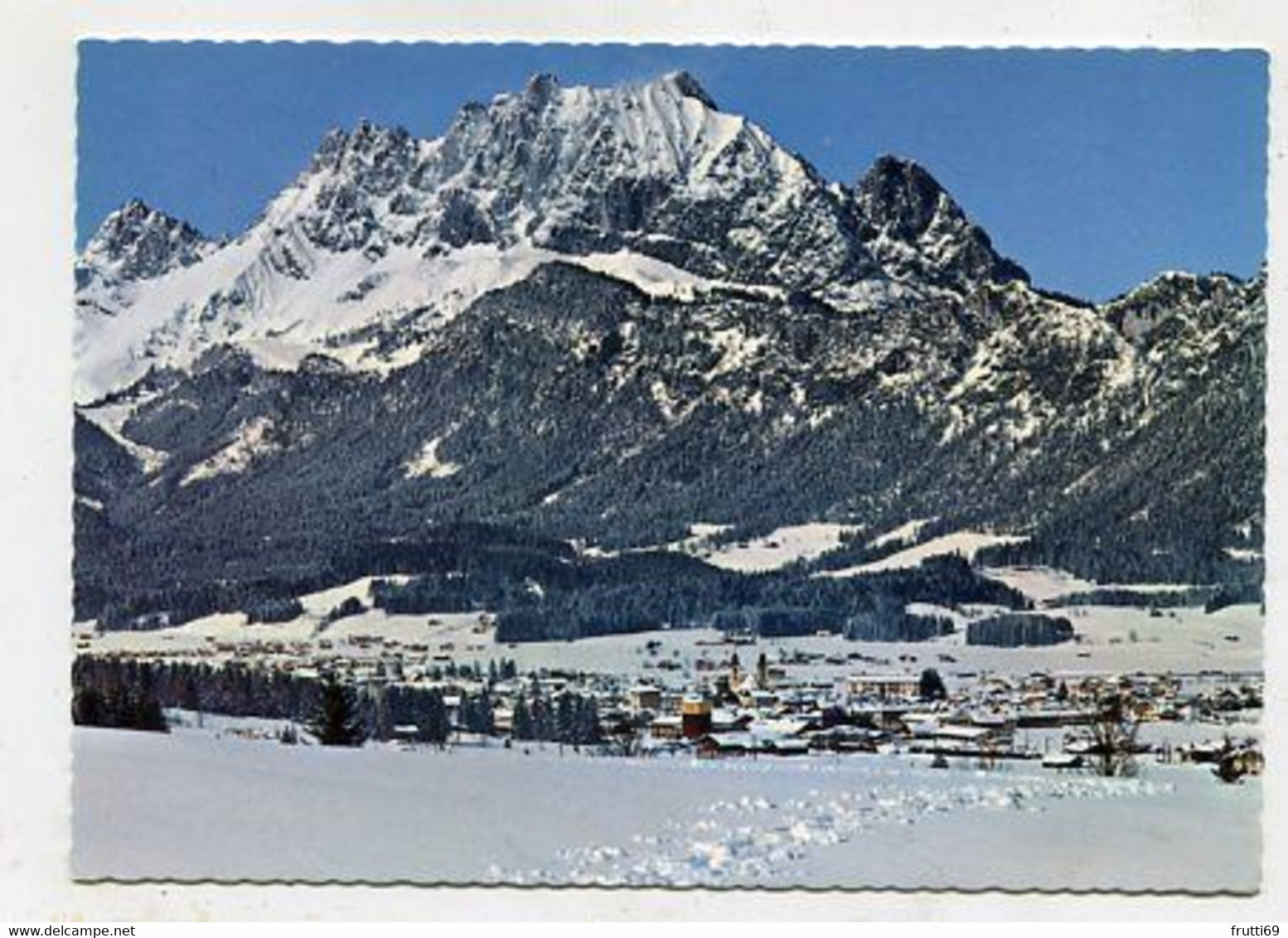 AK 109917 AUSTRIA - St. Johann In Tirol Mit Wildem Kaiser - St. Johann In Tirol