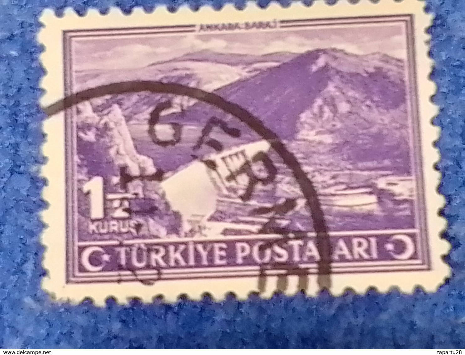 TÜRKİYE.-1940-50-  1.50K  İNSCRİPTİON : TÜRKİYE  CUMHURİYETİ  CRESCENTS  AND STAR  DAMGALI - Used Stamps