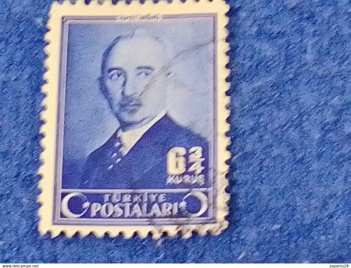 TÜRKİYE.-1940-50-  4.50K  İNSCRİPTİON : TÜRKİYE  CUMHURİYETİ  CRESCENTS  AND STAR  DAMGALI - Gebraucht