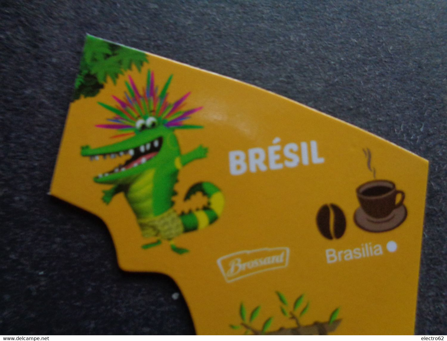 Magnet Brossard Savane Brésil Brasilia Café Paresseux Aïs Alligator Caimán Coffee Caffè Kaffee Brasile Brasilien - Turismo