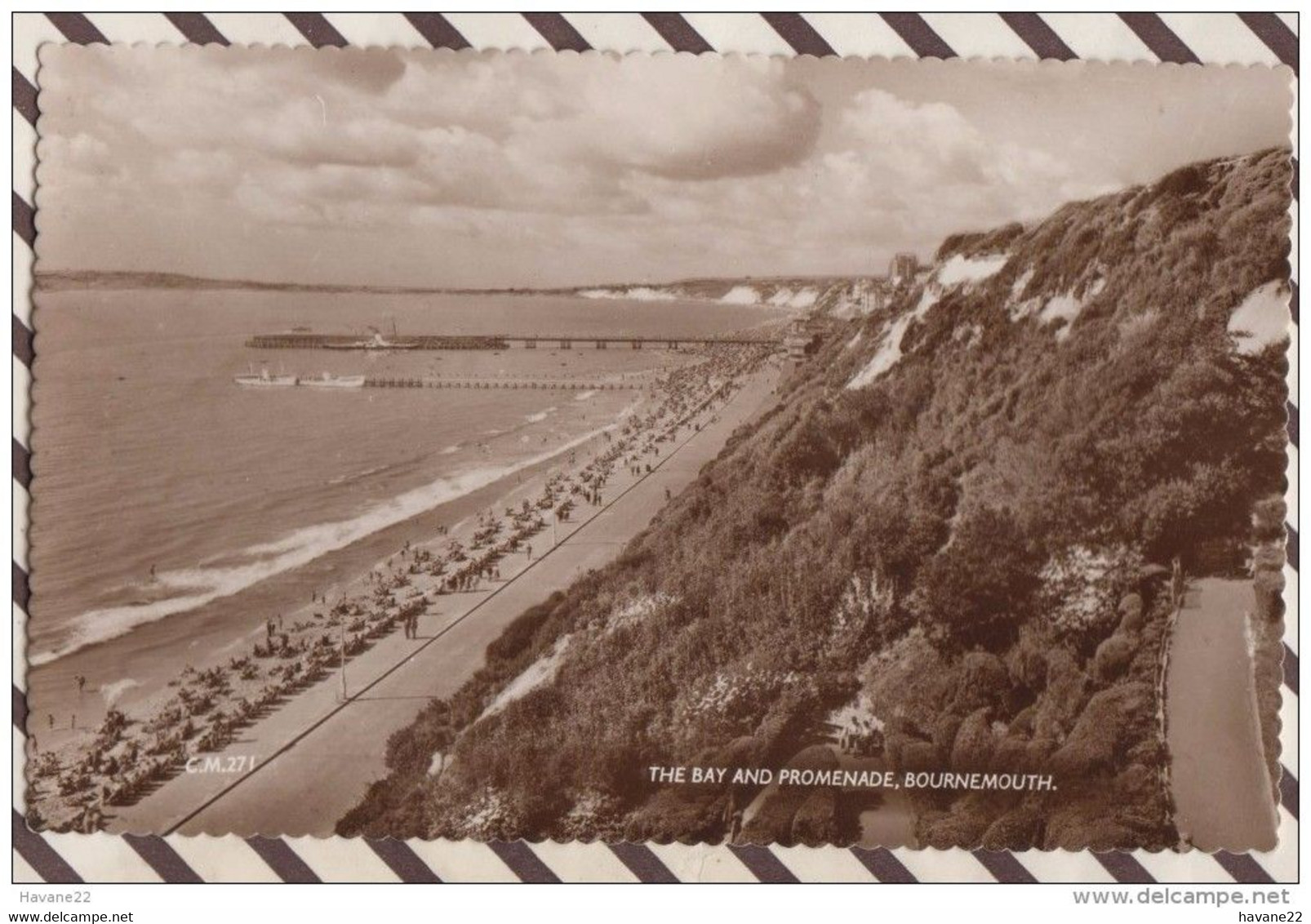 6AI342 THE BAY AND PROMENADE  BOURNEMOUTH   2 SCANS - Bournemouth (hasta 1972)