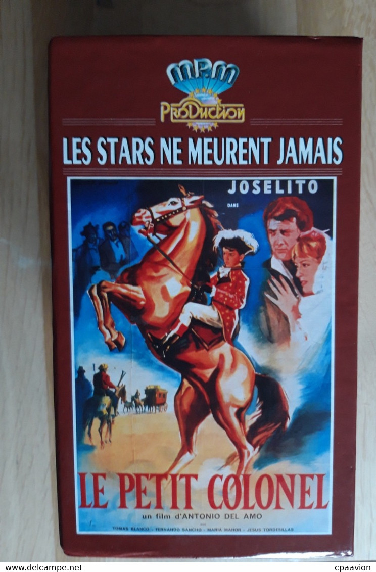 Coffret 4 Cassettes JOSELITO; Son Fidèle Compagnon, Mon Ami Joselitto, Le Rossignol Des Montagnes, Le Petit Colonel - Cómedia