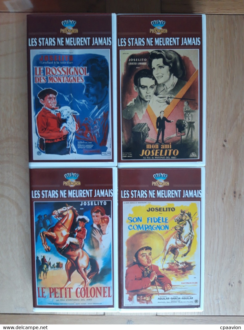 Coffret 4 Cassettes JOSELITO; Son Fidèle Compagnon, Mon Ami Joselitto, Le Rossignol Des Montagnes, Le Petit Colonel - Cómedia