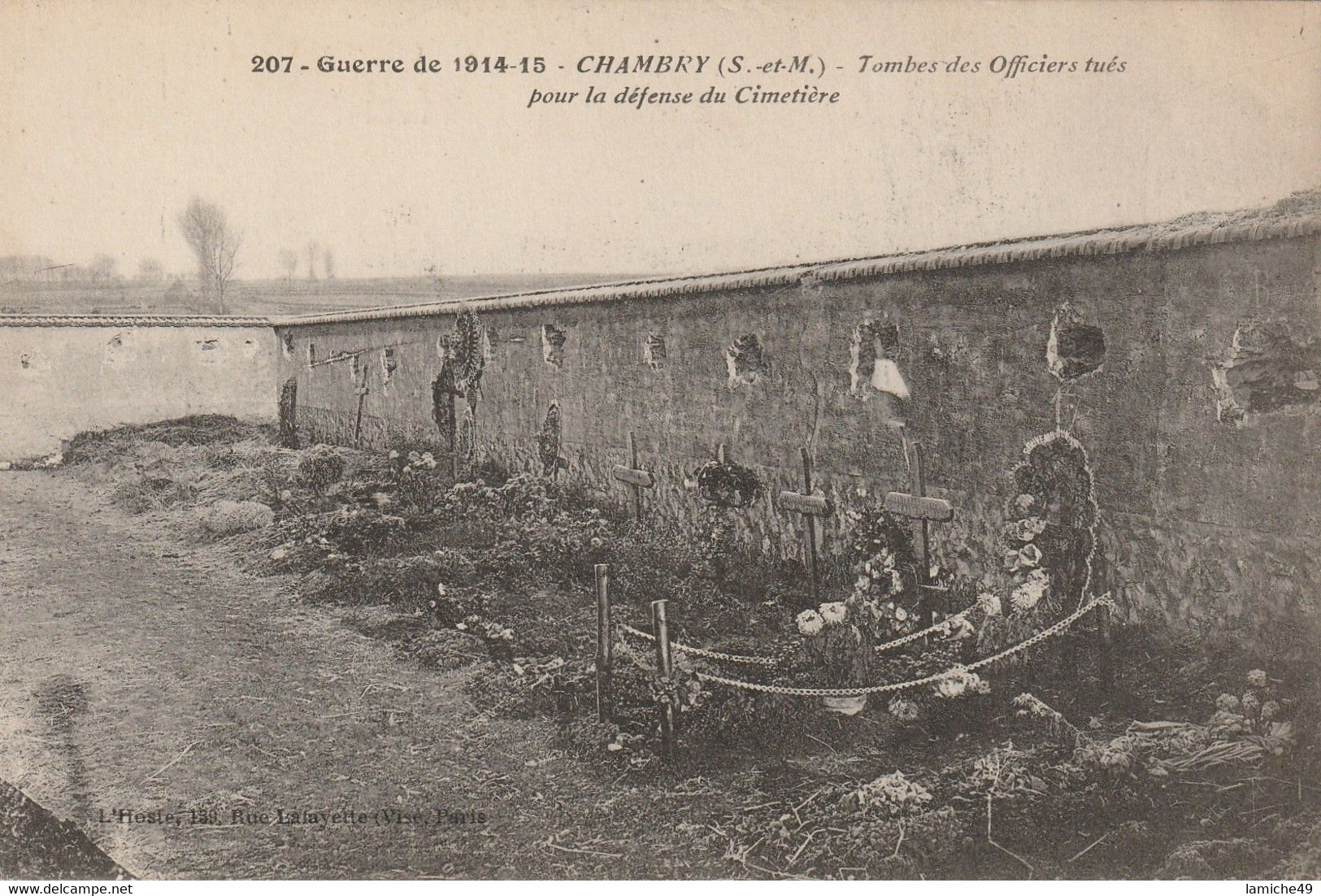 GUERRE DE 1914 15 - CHAMBRY - TOMBES DES OFFICIERS TUES POUR LA DEFENSE DU CIMETIERE - Avon