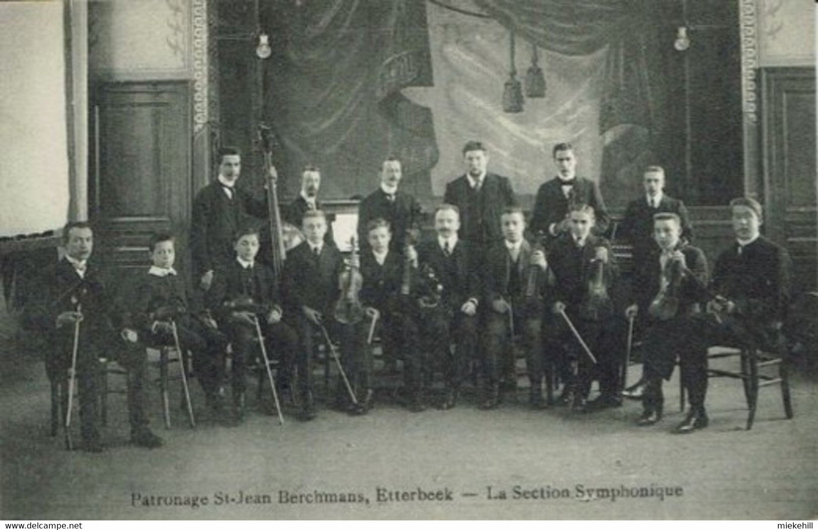 BRUXELLES-ETTERBEEK-PATRONAGE SAINT JEAN BERCHMANS-SECTION SYMPHONIQUE-MUSICIEN-INSTRUMENT MUSIQUE - Etterbeek