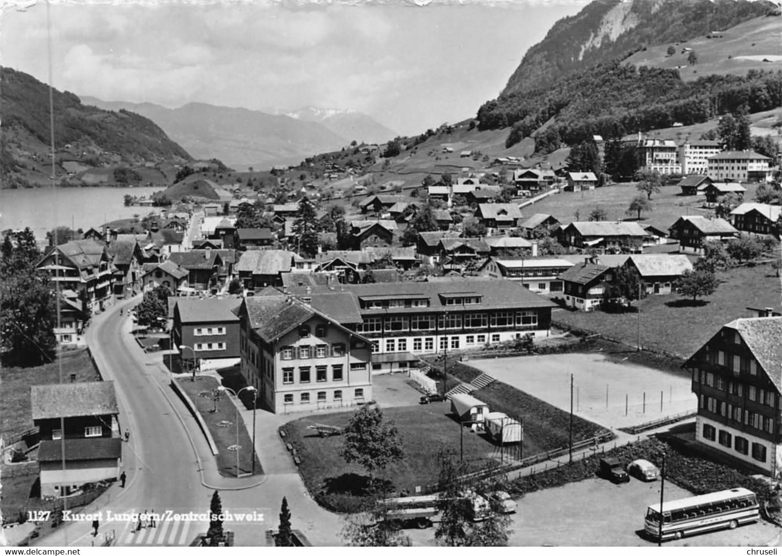 Lungern Autocar  Fliegeraufnahme - Lungern