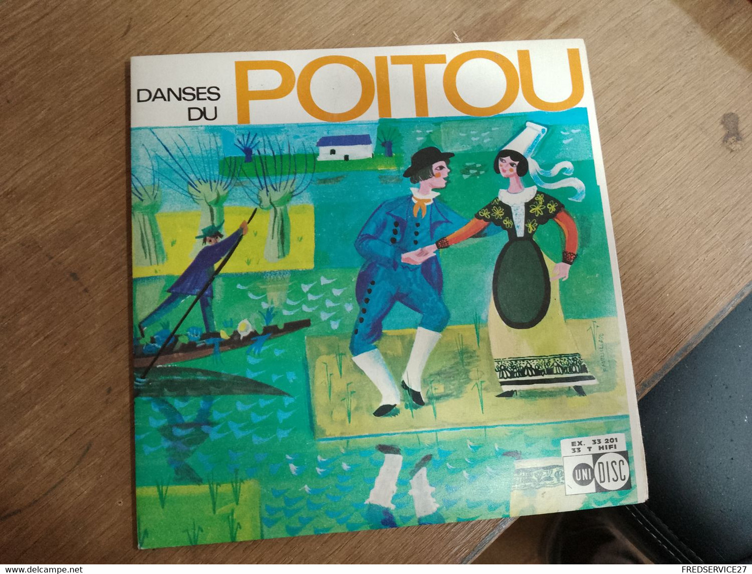 63 // DANSES DU POITOU - World Music