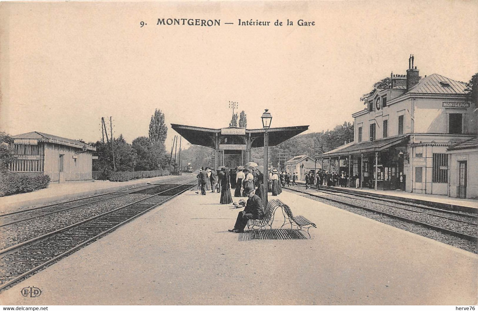 MONTGERON - Intérieur De La Gare - Montgeron