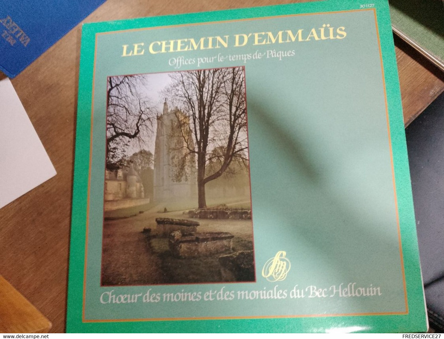 64 //  LE CHEMIN D'EMMAUS OFFICES  POUR LE TEMPS DE PAQUES CHOEUR DES MOINES ET DES MONIALES DU BEC HELLOUIN - Chants Gospels Et Religieux