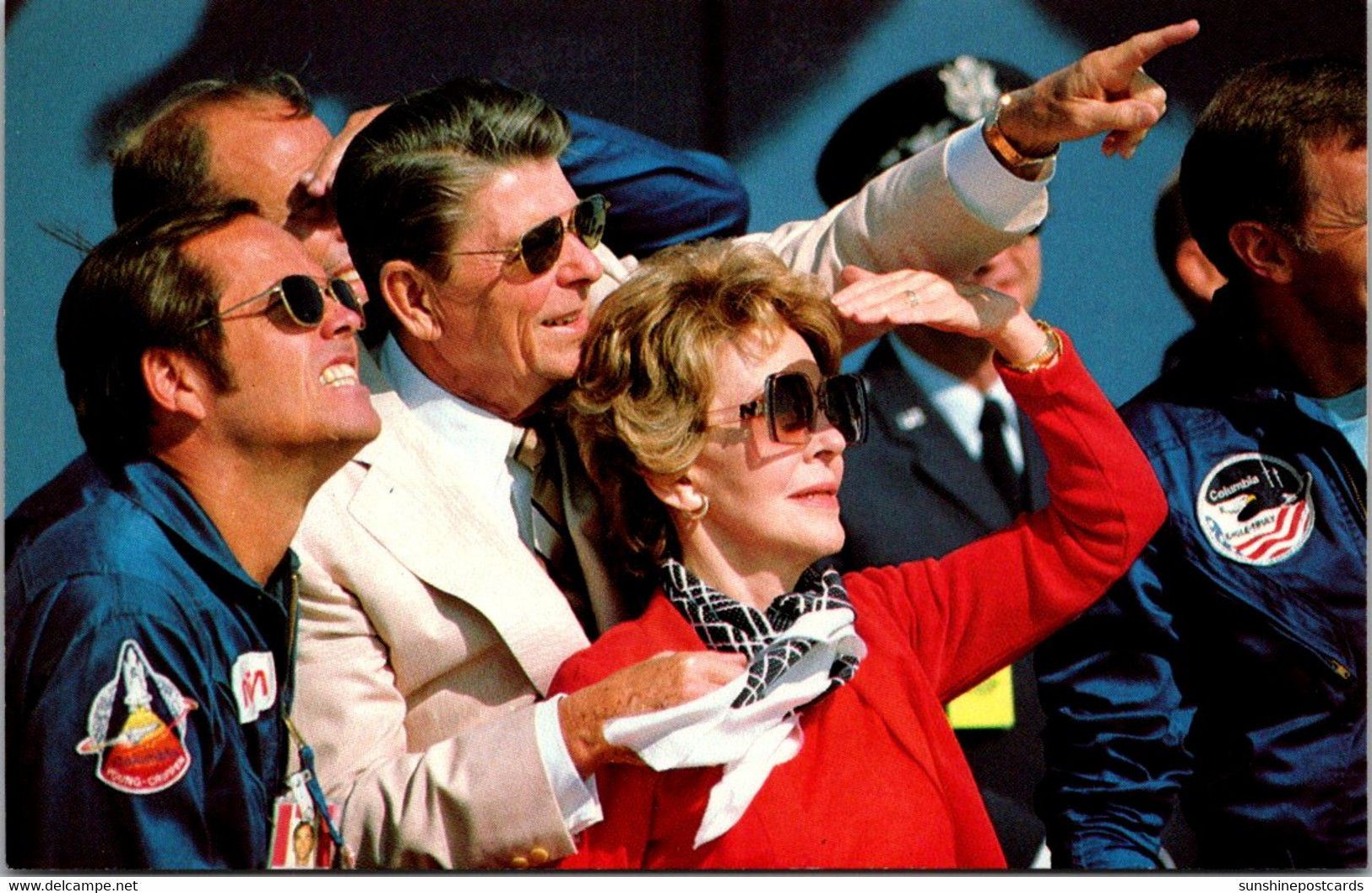 President Reagan And Nancy Reagan Watching Landing Of The Space Shuttle Columbia - Presidenti