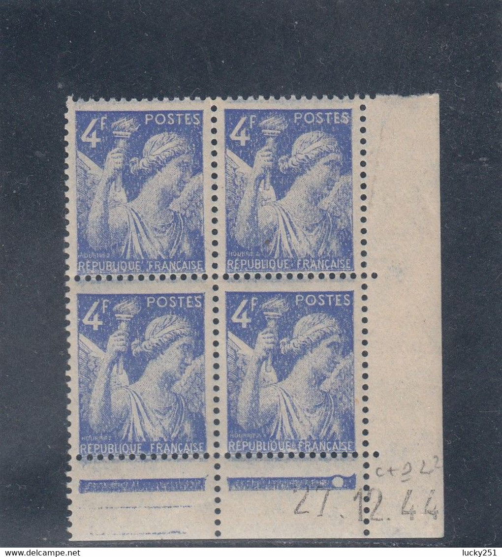 France - 27/12/1944 - Neuf** - N°YT 656** - Coin Daté - Type Iris - 4 Fr Bleu - 1940-1949