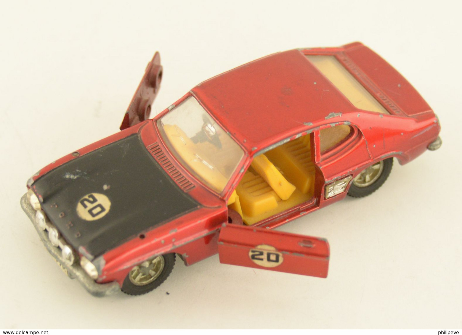 FORD Capri - DINKY-TOYS 1:43