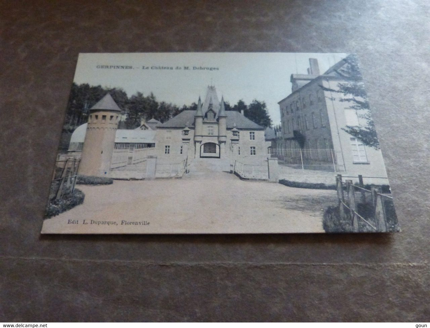 Carte Postale Gerpinnes Le Chateau De M Debruges - Carte Couleur - Gerpinnes
